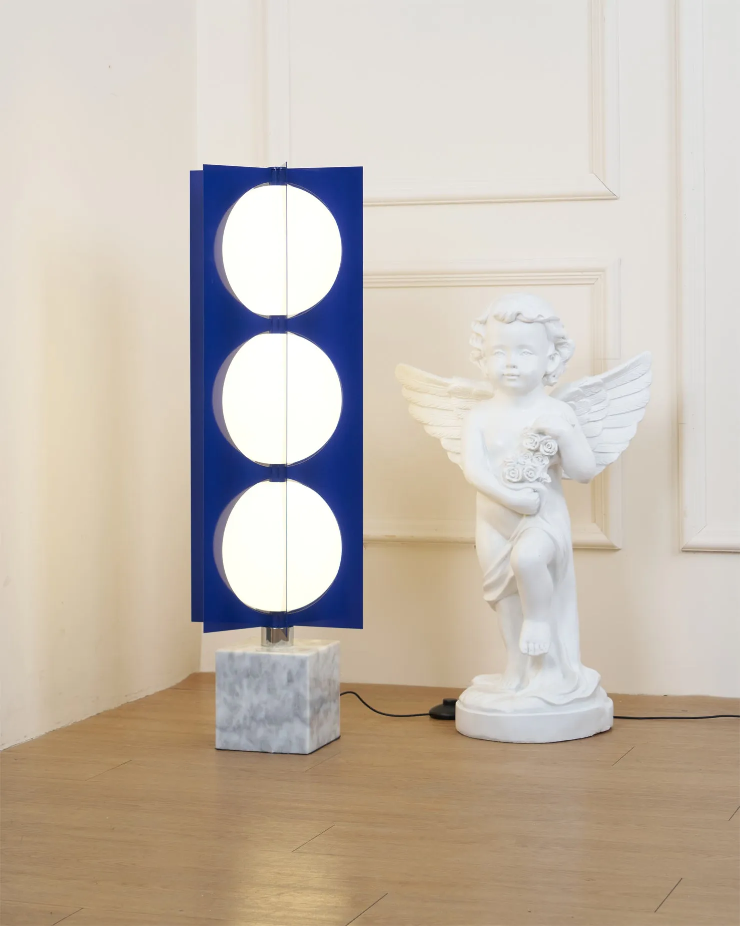 Blue Kleos Floor Lamp