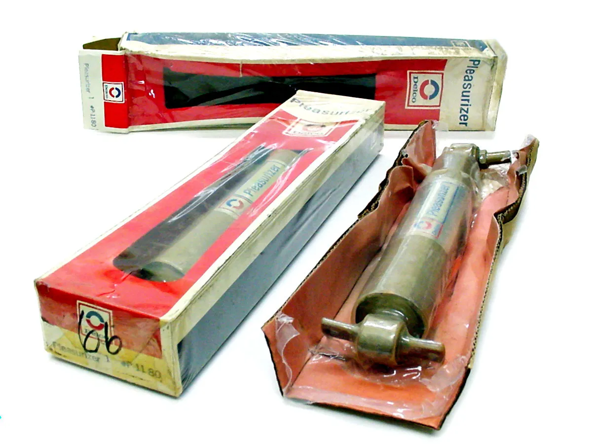 Buick 1965-70 NOS Pair Rear Delco Pleasurizer Shock Absorbers #P1180