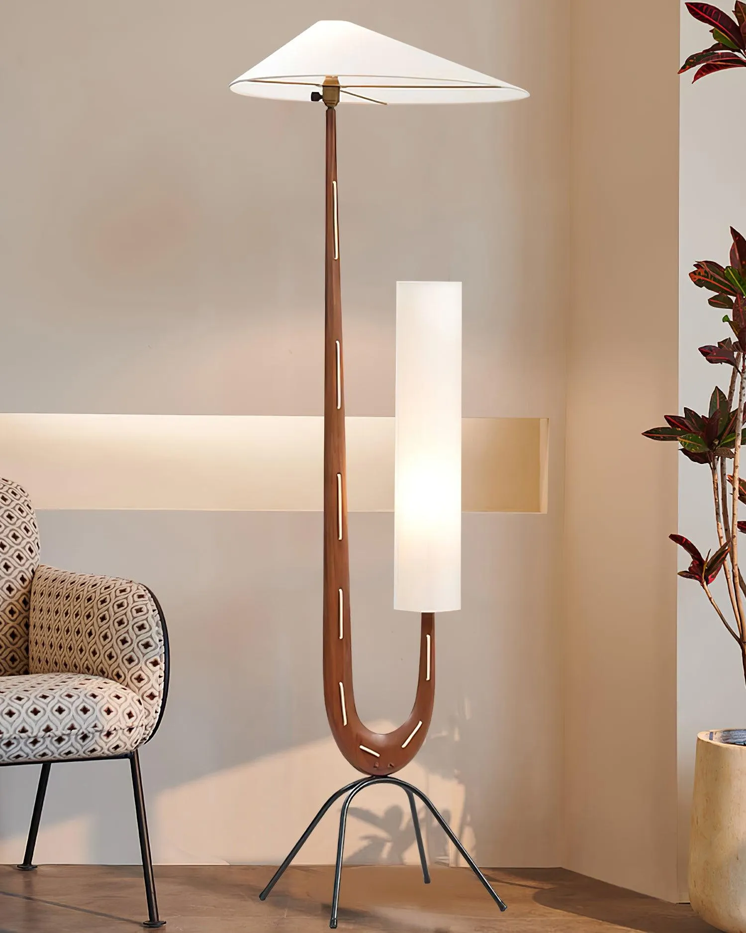 Giraffe Floor Lamp