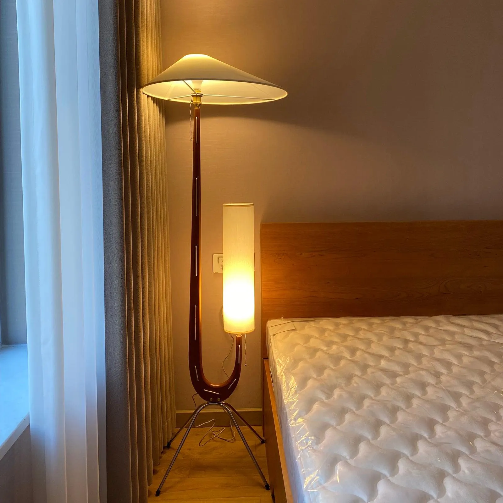 Giraffe Floor Lamp