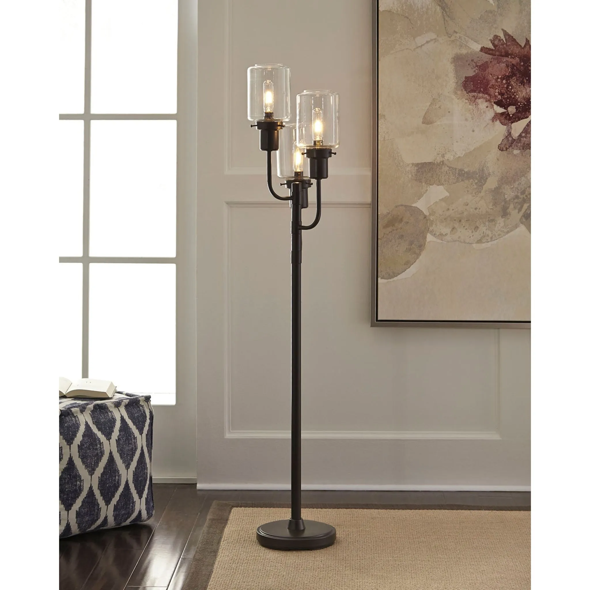 Jaak Floor Lamp