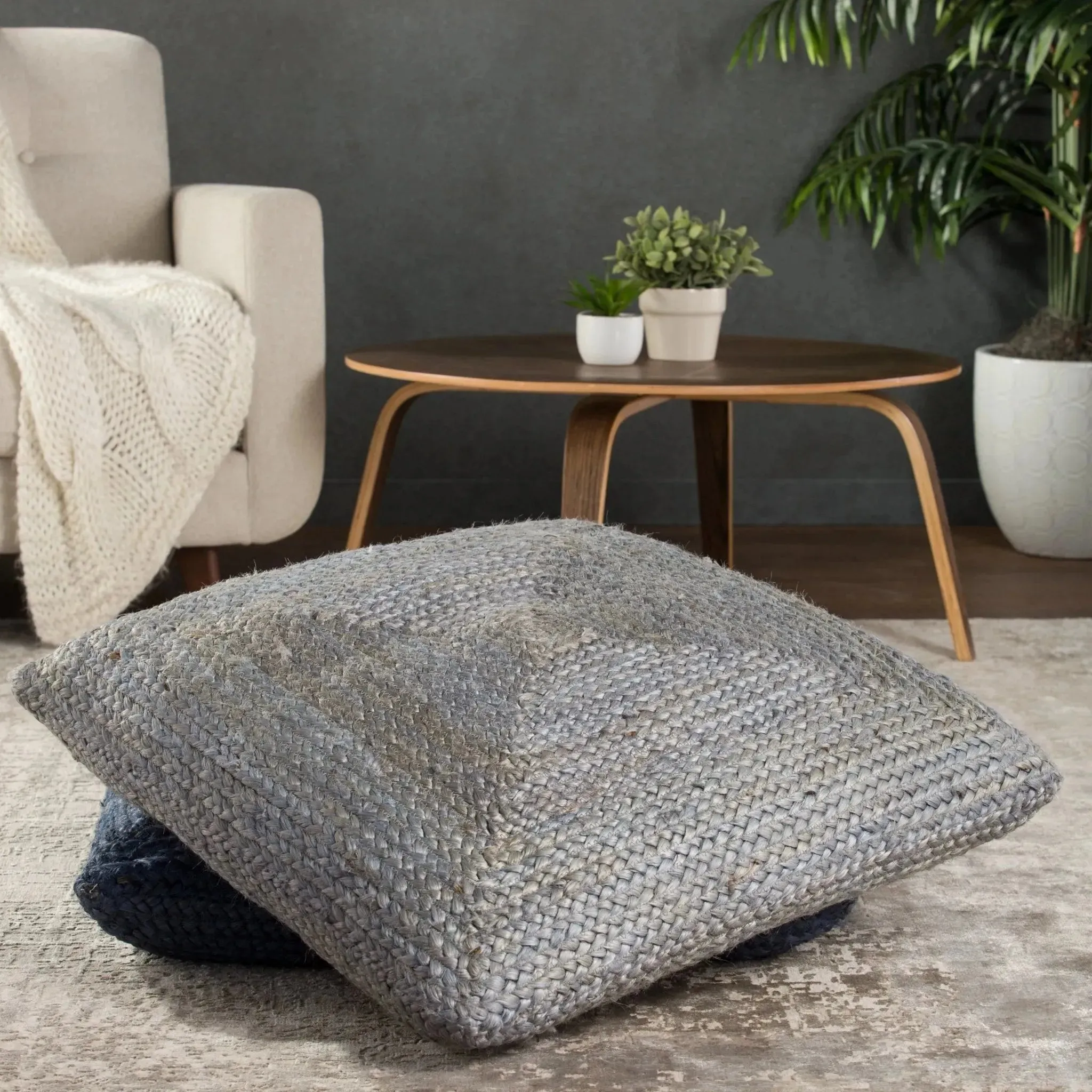 Saba SAA06 Light Grey Pouf