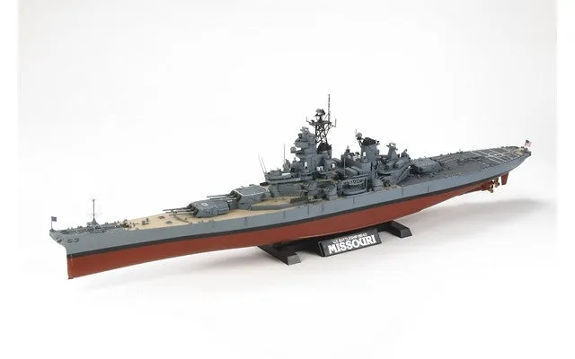 Tamiya - 1/350 U.S. Battleship BB-63 - Missouri (Circa 1991)