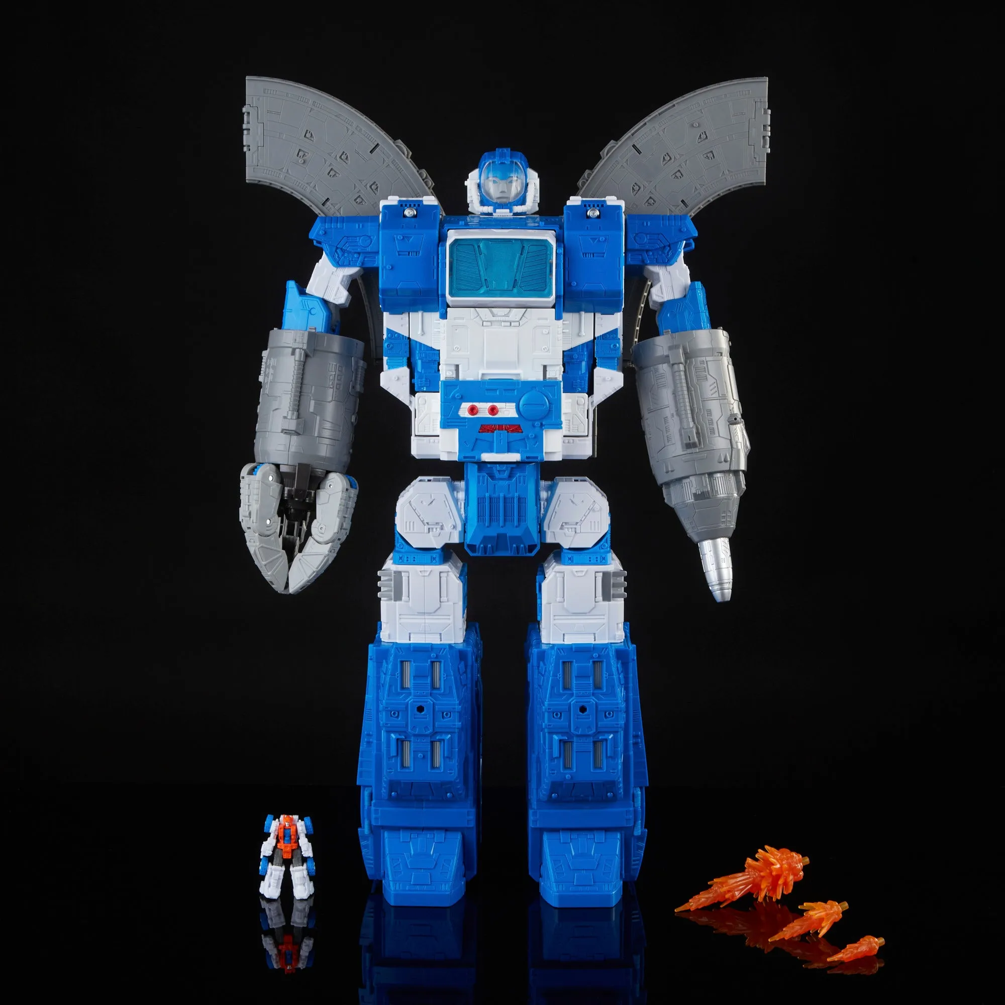 Transformers Generations Selects - Titan Class Guardian Robot & Lunar-Tread