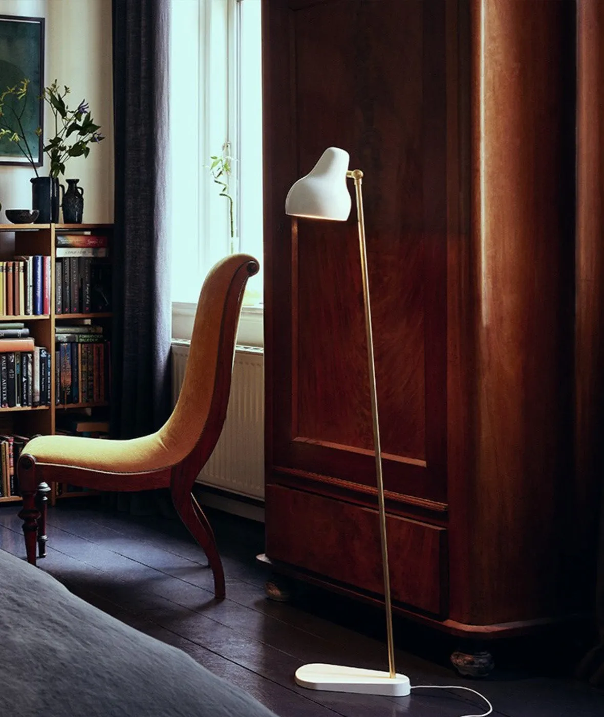 VL38 Floor Lamp